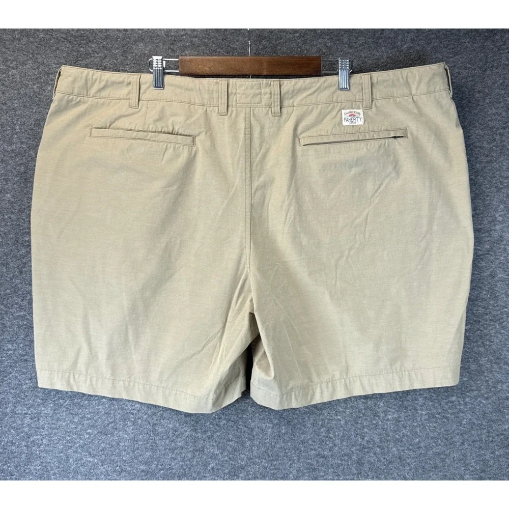 Faherty All Day Shorts Mens 50 Khaki Hybrid Quick Dry Stretch Board 7.5